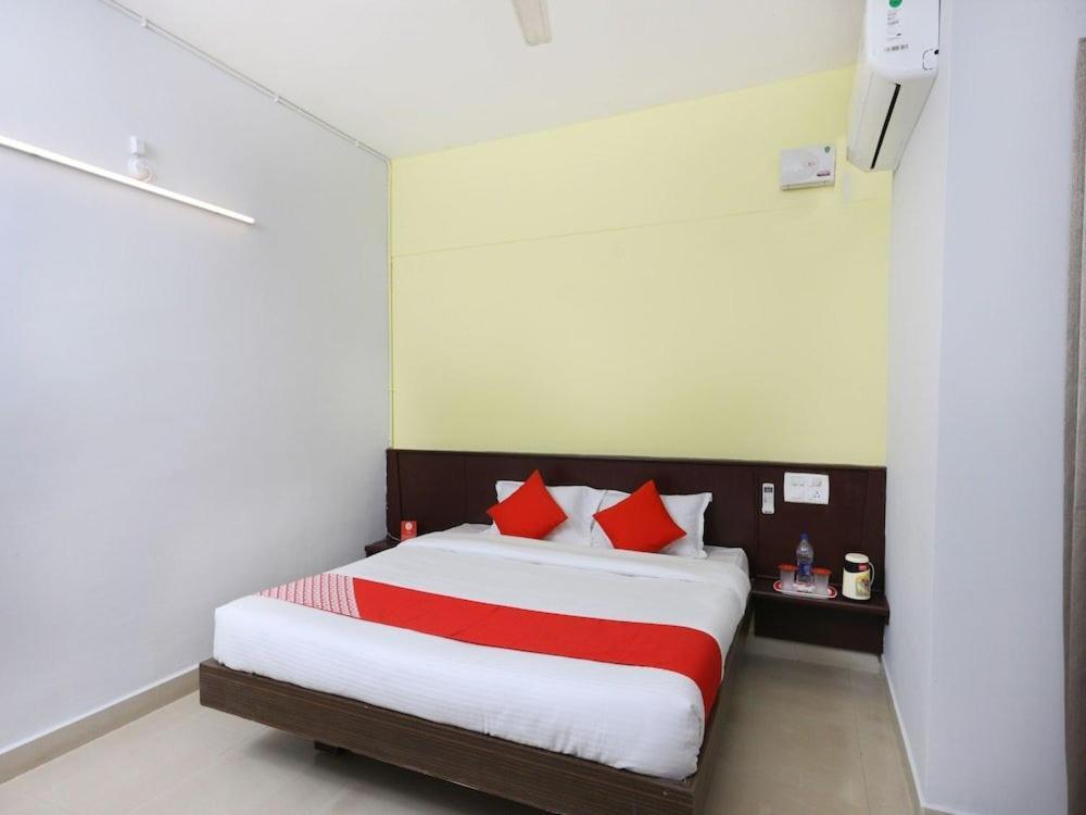 Sai Golden Rooms Tirupati Exterior foto